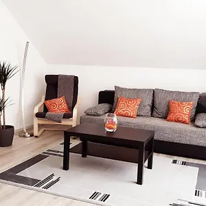 Sam's Place Apartment